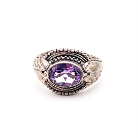 Sterling Silver Ring With Oval Faceted Amethyst Gemstone