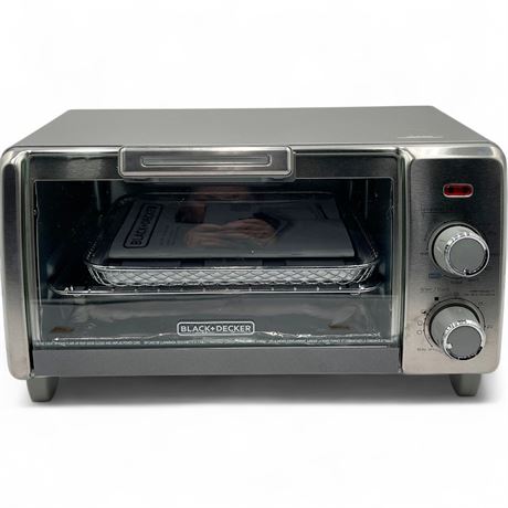 Black&Decker Crisp 'N Bake Air Fry Toaster Oven, model TO1787SS.