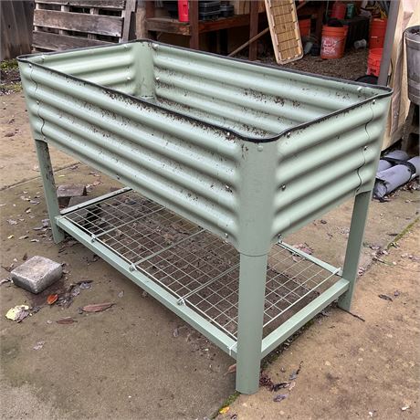 Green Metal Raised Garden Bed Planter