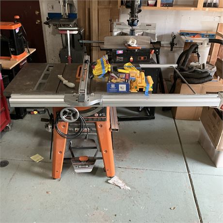 RIDGID TS3650 Table Saw with GRR-RIPPER Set