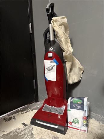 Miele Dynamic U1 Series Upright Vacuum Cleaner (SHCEO)