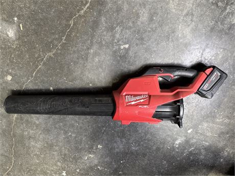 Milwaukee M18 FUEL Blower