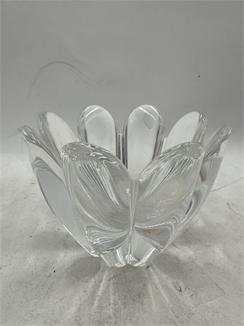 Orrefors Crystal Mayflower Bowl 4789-11  by Jan Johansson