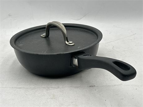 Calphalon Hard-Anodized Nonstick Sauce/Sauté Pan With Lid