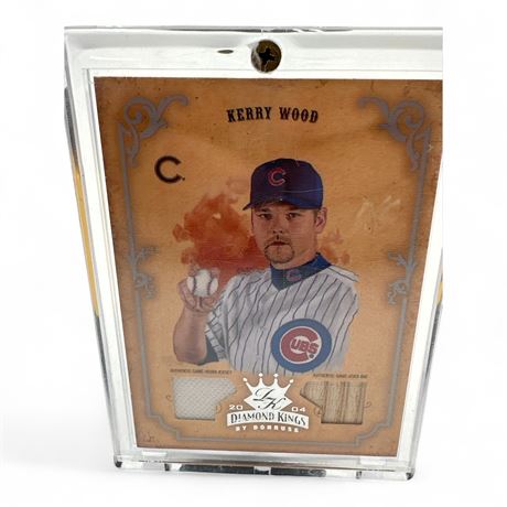 2004 Donruss Diamond Kings Kerry Wood Card W/ Piece Of Jersey & Bat