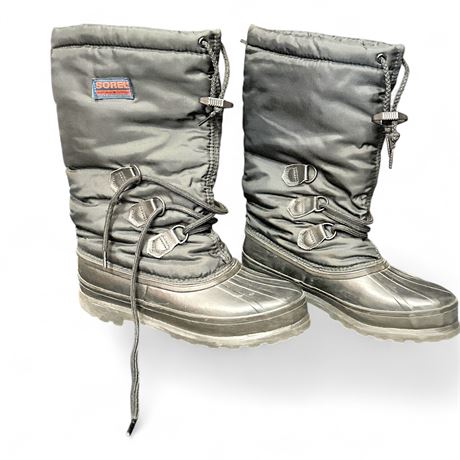 Pair Of Vintage Sorel Snowlion Women's Snow Boots