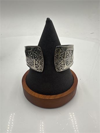 Silpada "Willow Hinge" Sterling Silver Cuff Bracelet Model B3322