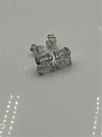 Silpada "Noble" Post Sterling Silver Earrings P1304