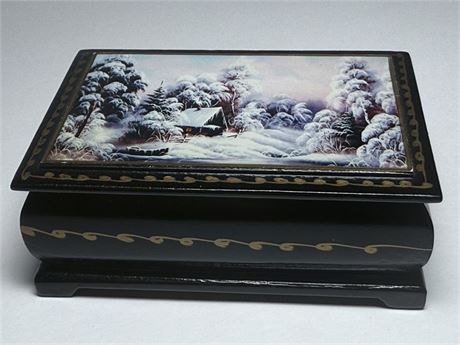 Vintage Lacquer Hand Painted Trinket Box