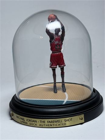 Michael Jordan Chicago Bulls 1999 Upper Deck Tributes The Farewell Shot Figurine