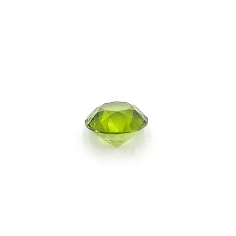 1.75 Carat Round Cut Peridot Gemstone