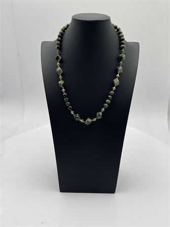 Vintage Green Marbled Beaded Necklace