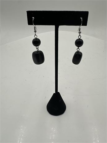 Pair Of Black Dangle Drop Earrings