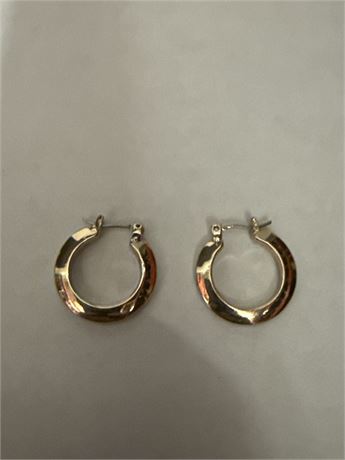 Pair Of Gold Tone Thick Hoop Earrings