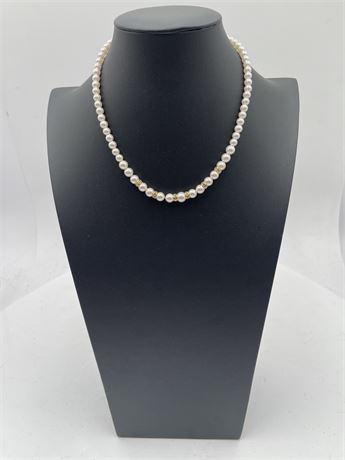 Single Strand Faux Pearl Necklace