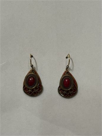 Pair Of Intricate Dangle Earrings With Red Stone