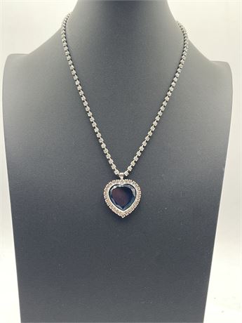 Replica Of Titanic Movie "Heart of the Ocean" Pendant Necklace