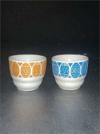 Arabia Finland 'Kananpoika' Egg Cups, Raija Uosikkinen, 1964, Pair