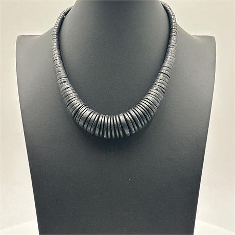 Graduated Black Disc Bead Heishi-Style Necklace with Barrel Clasp