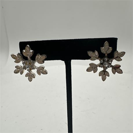Vintage Mid-Century Confetti Lucite & Rhinestone Snowflake Earrings